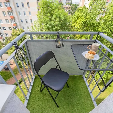 Appartamento Cosy Two-bedroom In A Great Location Near Pge By Renters Varsavia